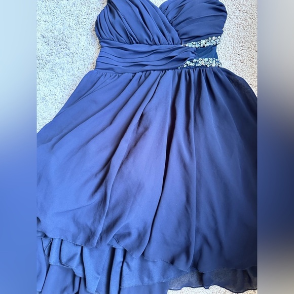 Navy Blue Formal Gown size 3 - Picture 6 of 11